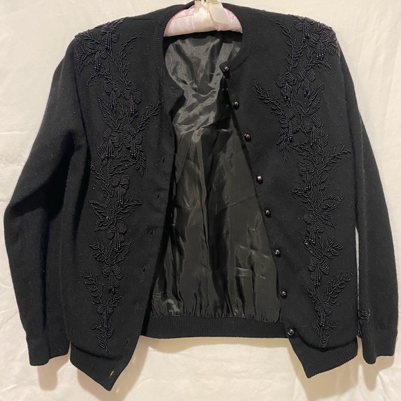 Vintage hand-beaded cardigan - Picture 2 of 3